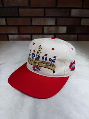 Vintage Starter NHL Montreal Canadiens Forum 1924 'La Fierte Pour Toujours' Leat